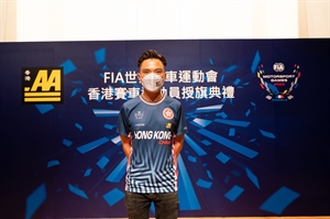 房車（甄卓偉）