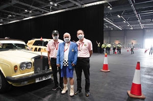 7.31 港珠澳大橋汽車巡遊