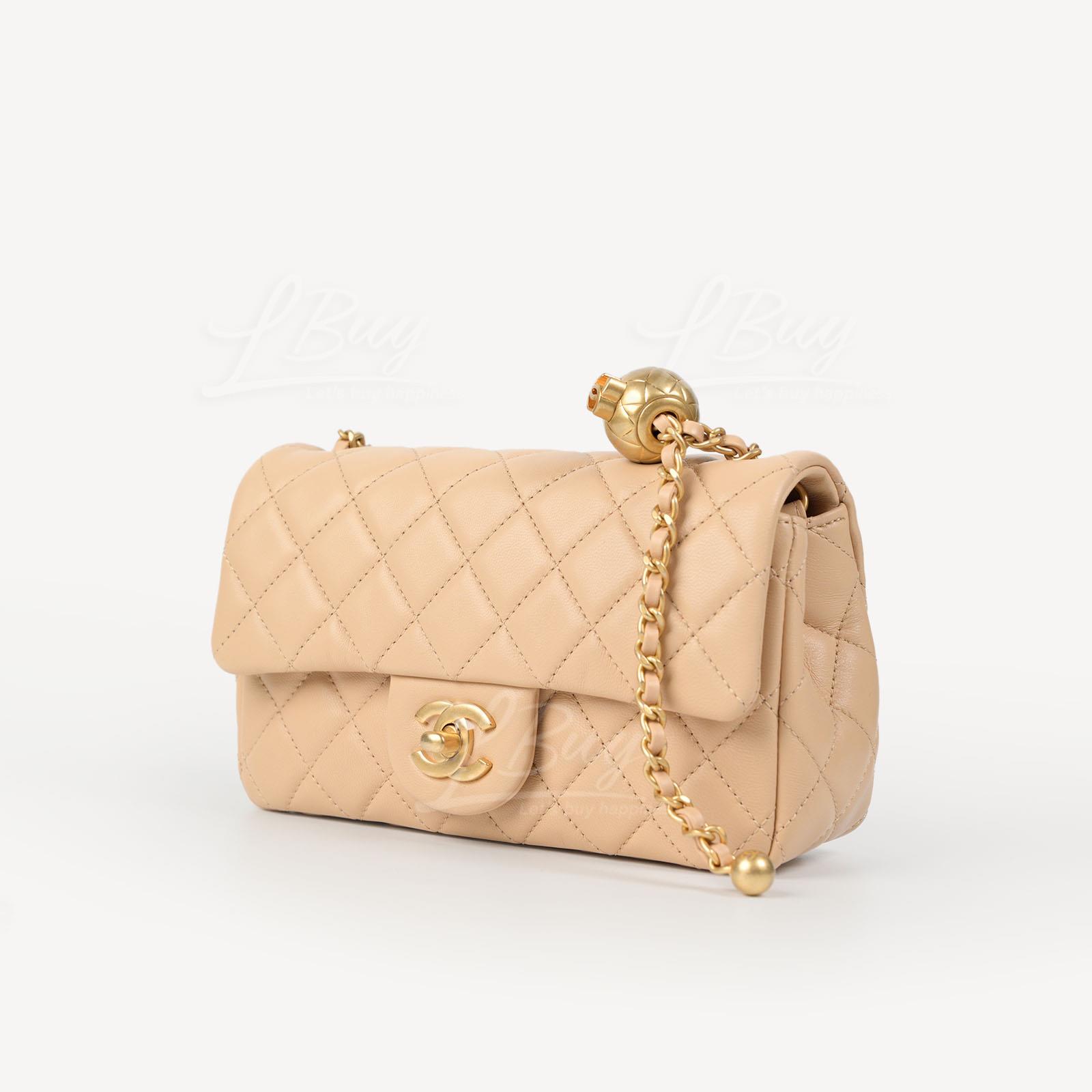 CHANEL-Chanel Flap Bag Beige 20cm