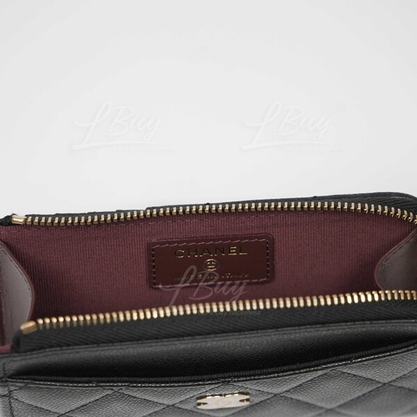 CHANEL-Chanel Black Grained Calfskin Gold CC logo Zip Card Holder AP3179