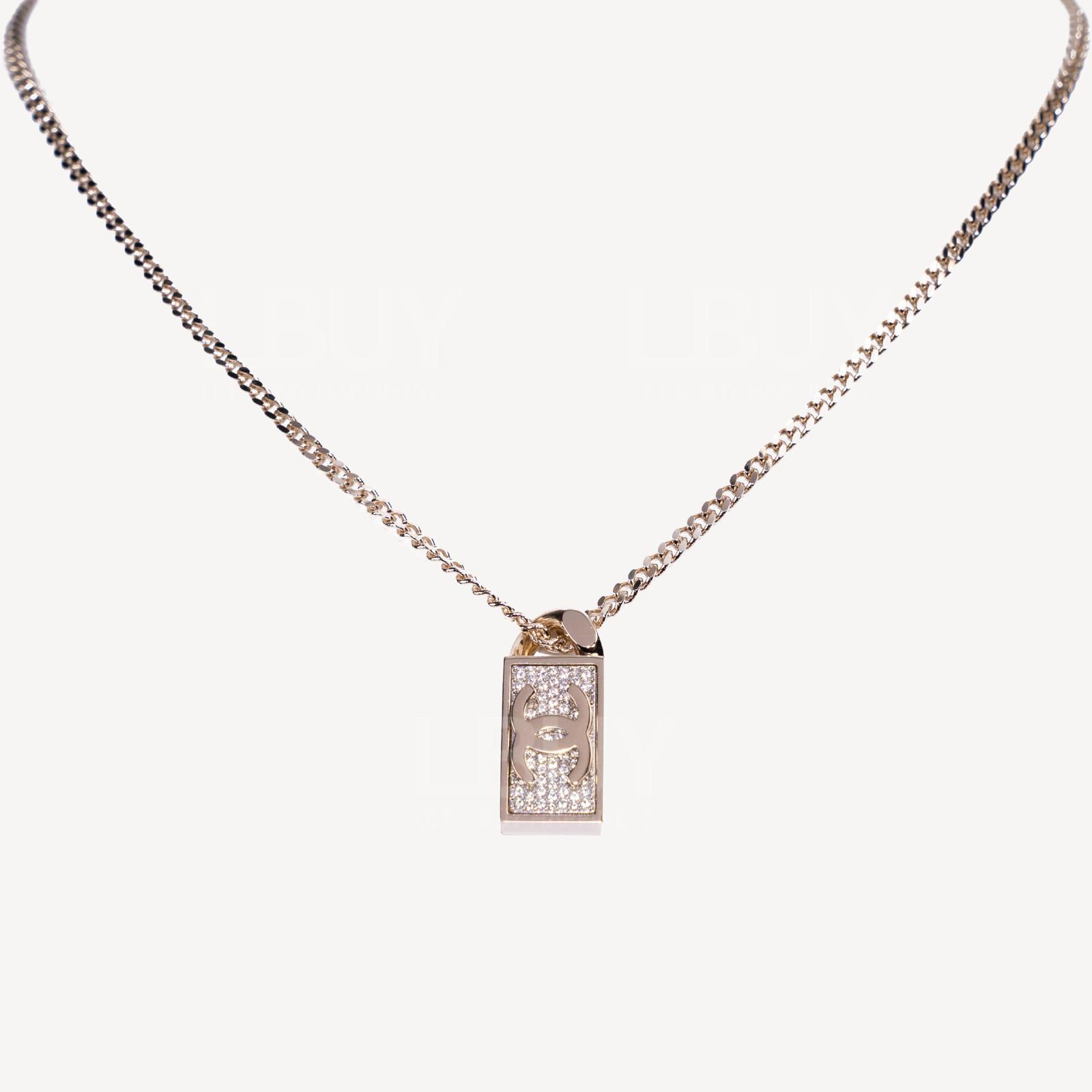 Chanel 金色方塊吊墜CC Logo 項鏈 AB5614