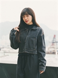 Cropped Zip Up Denim Jacket 