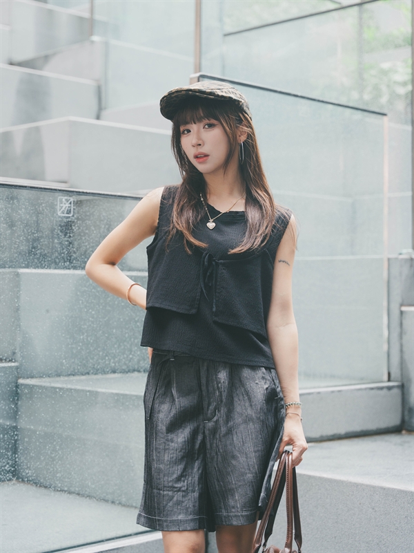 Belted Pleated Shorts 