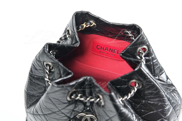 GABRIELLE CHANEL エコバッグ このお値段でシャネル！？限定のエコバッグがお得＆センス大爆発