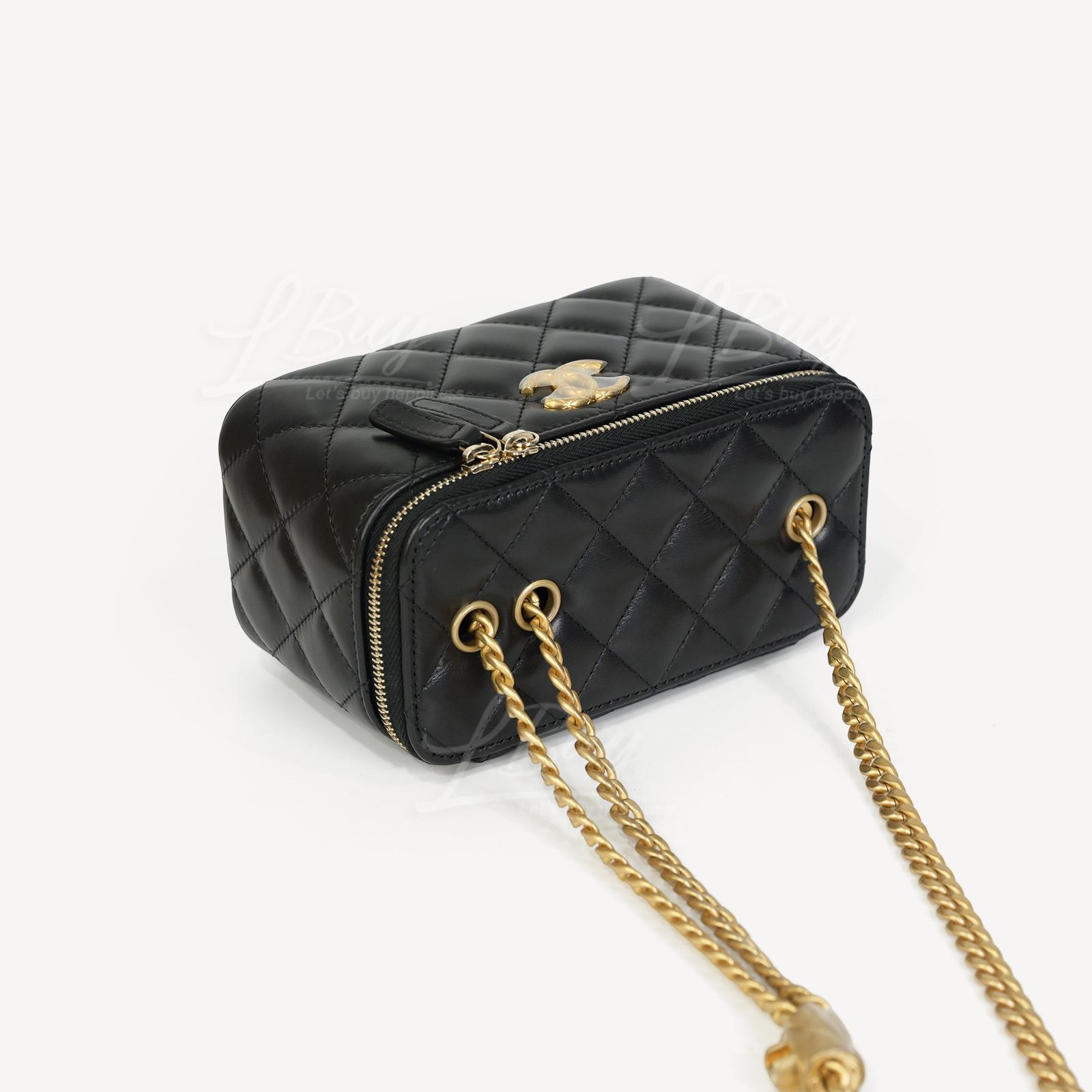 Chanel-Chanel Adjustable Gold Lock Large CC Logo Black Long Vanity Case  with Chain AP3044