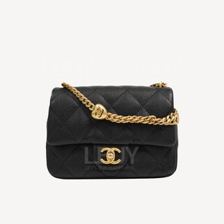 Chanel 心心調節扣鏈帶CC Logo 19cm黑色垂蓋手袋 AS3828