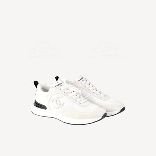 Chanel CC Logo Net Surface White Sneakers G38803