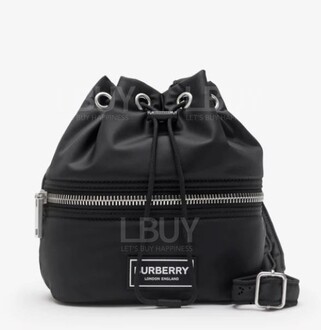 Burberry 束口索绳 黑色水桶袋